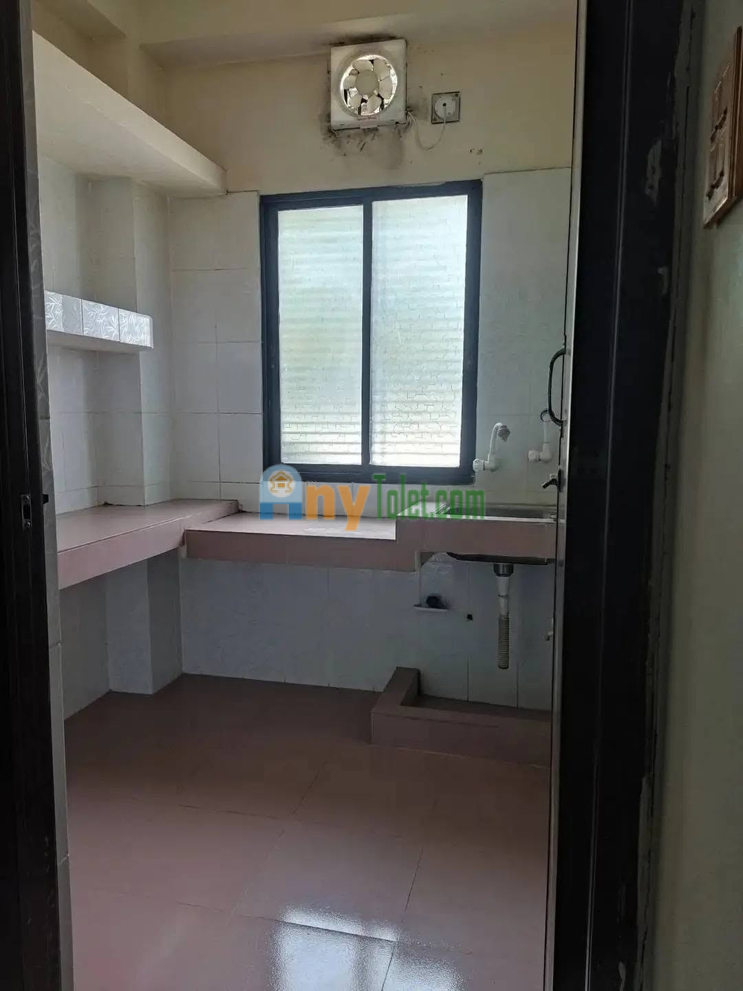 To let at Banasree