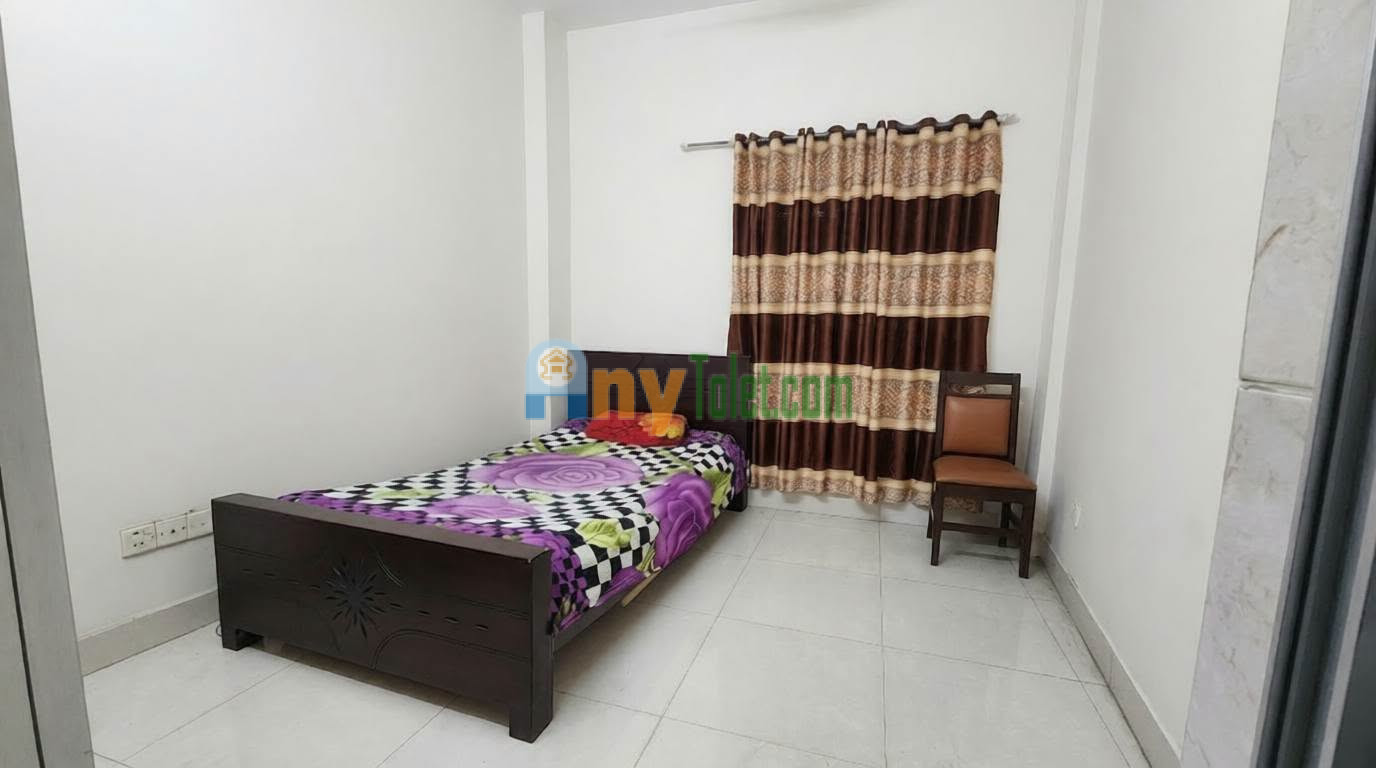 Sublet bachelor