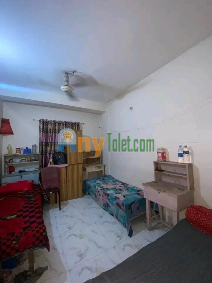 ছাত্রী হোস্টেল ভাড়া দেওয়া হবে