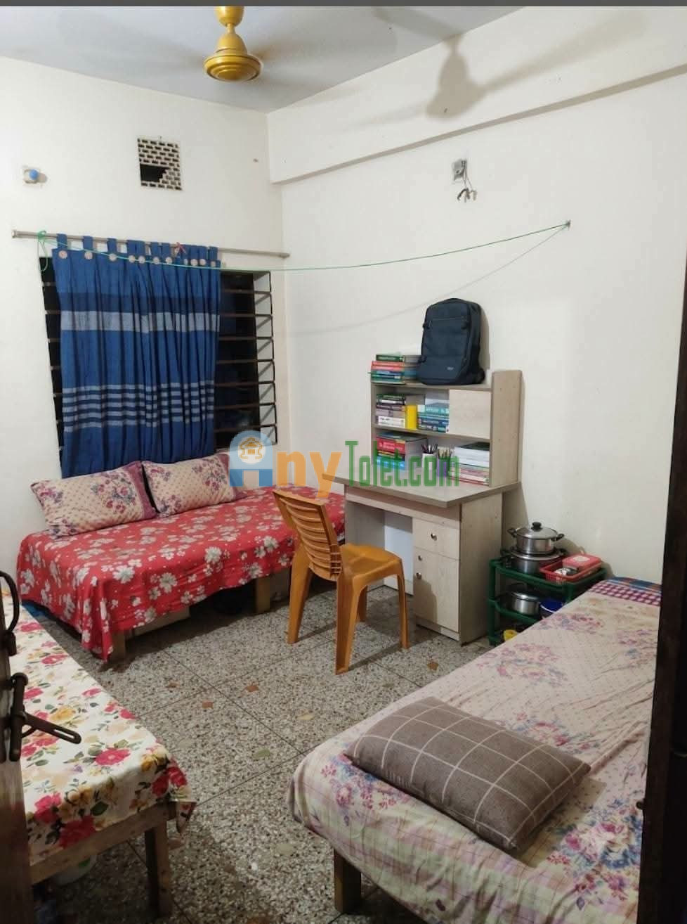 Tolet সিট ভাড়া হবে